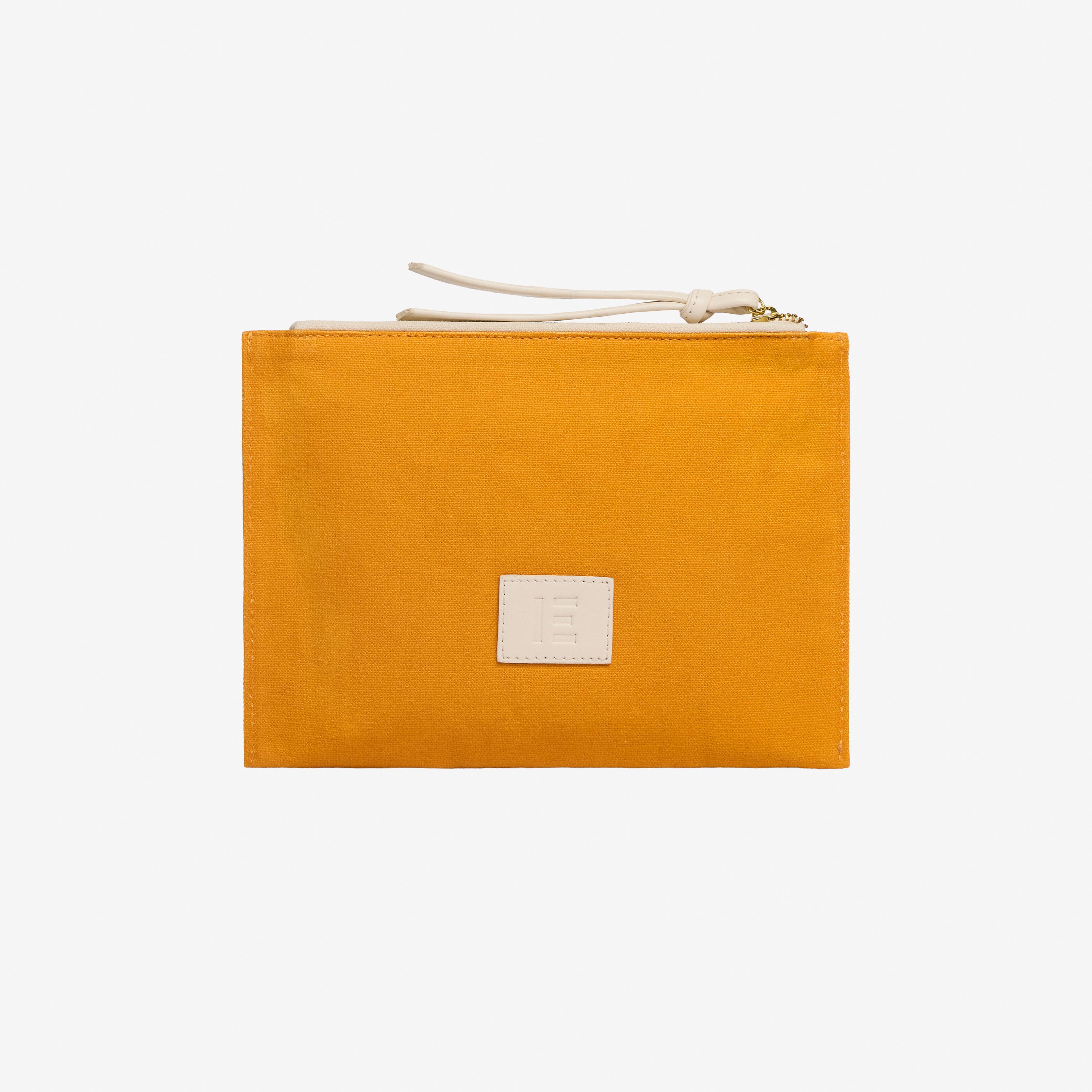 Embroidered Pouch - Chat - Light Blue