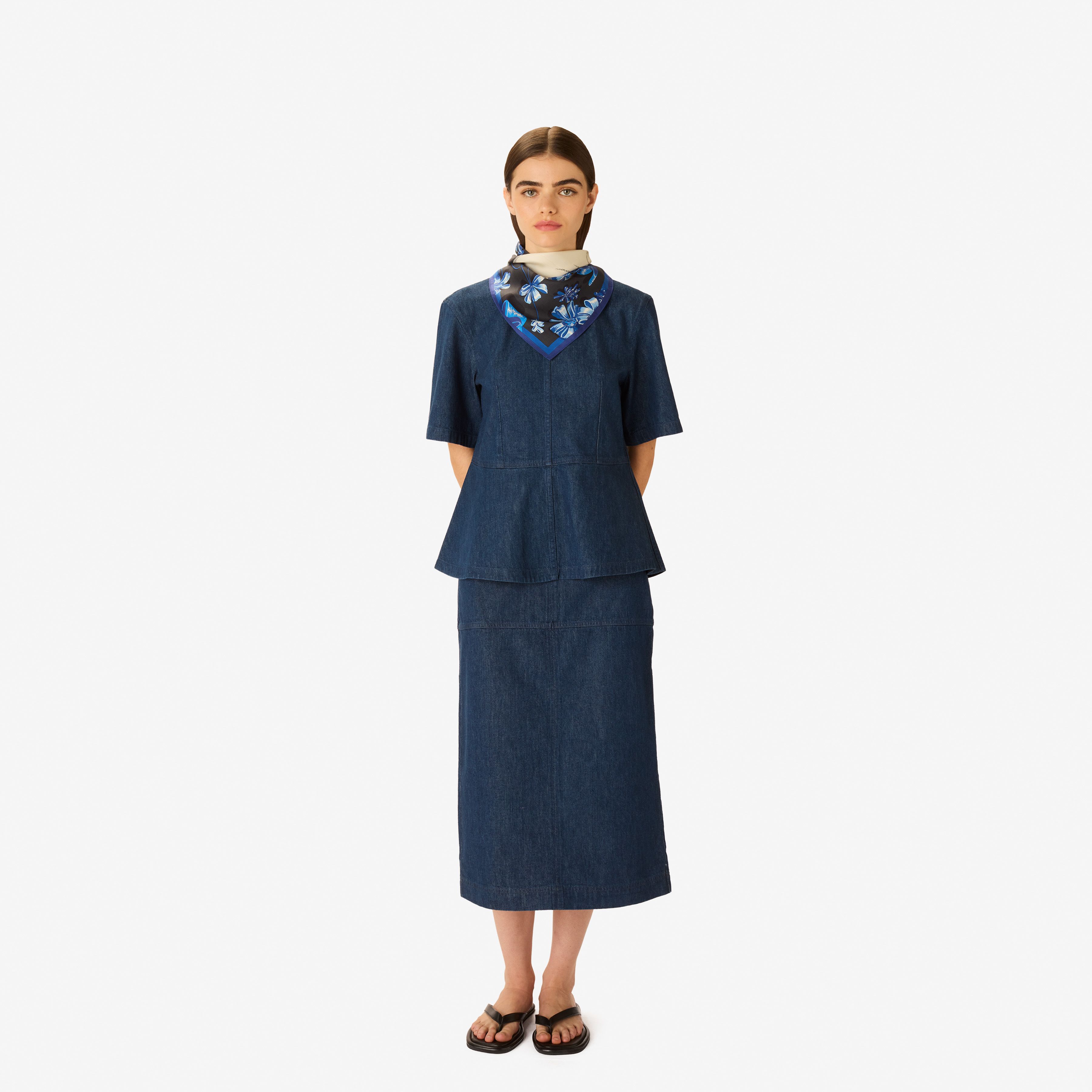 Square 65 - Toutou - Blue