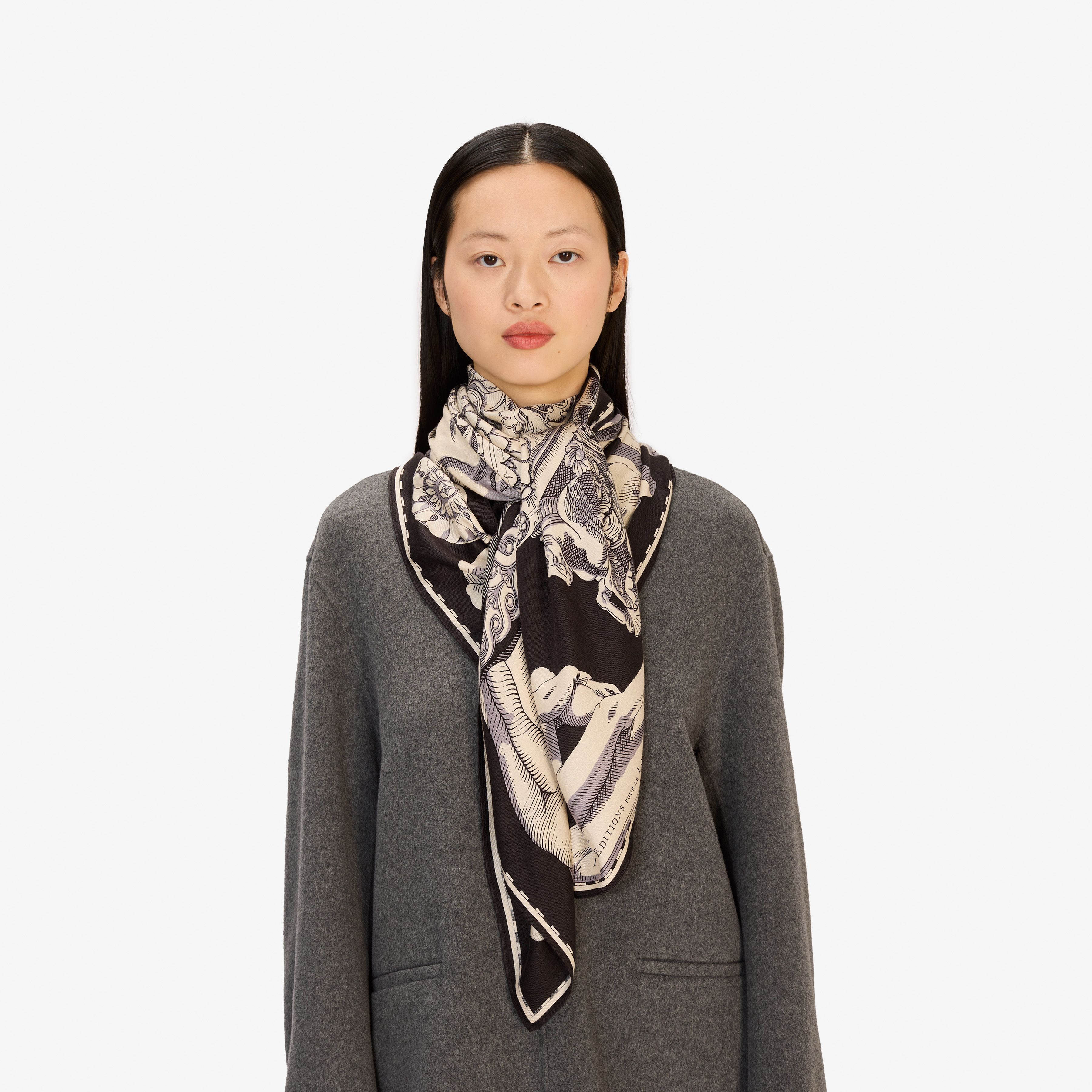 Square 130 - Archives - Black