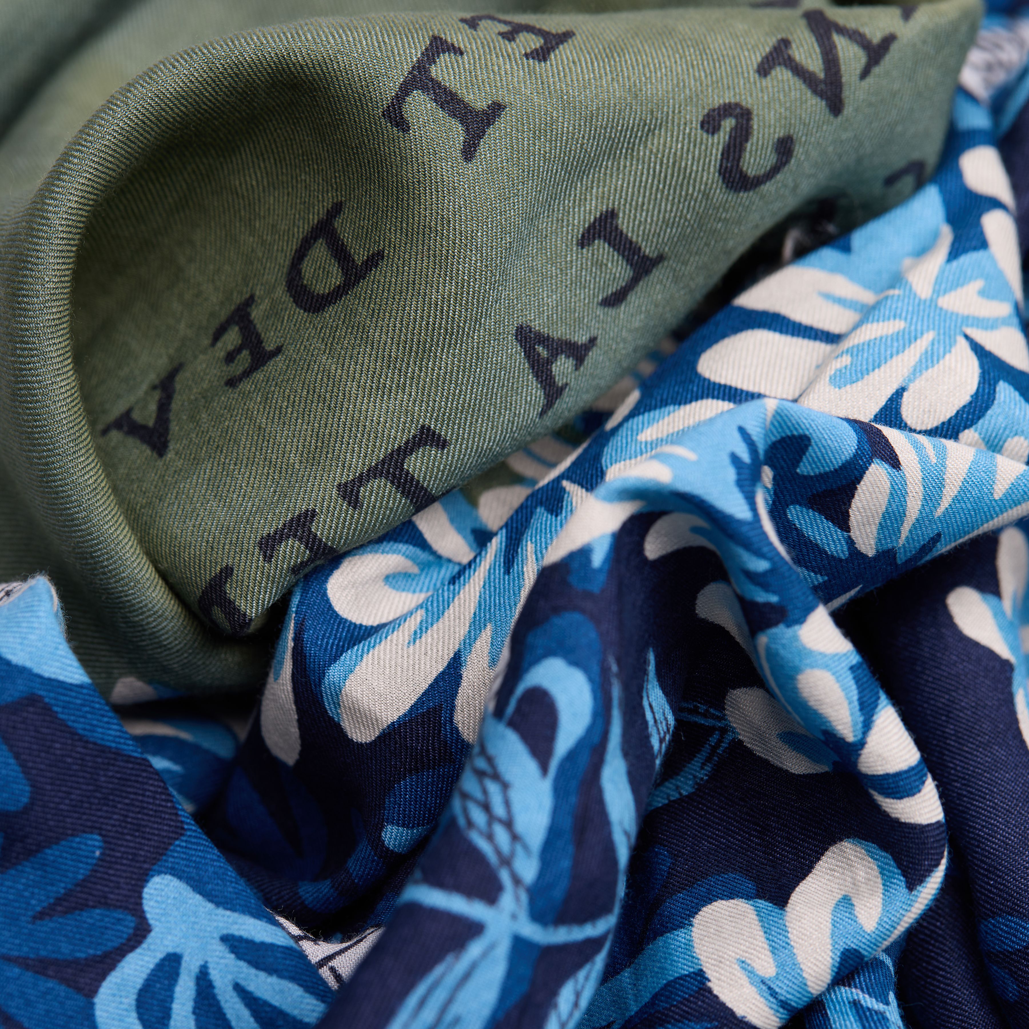 Scarf 100 - Bestiaire - Khaki