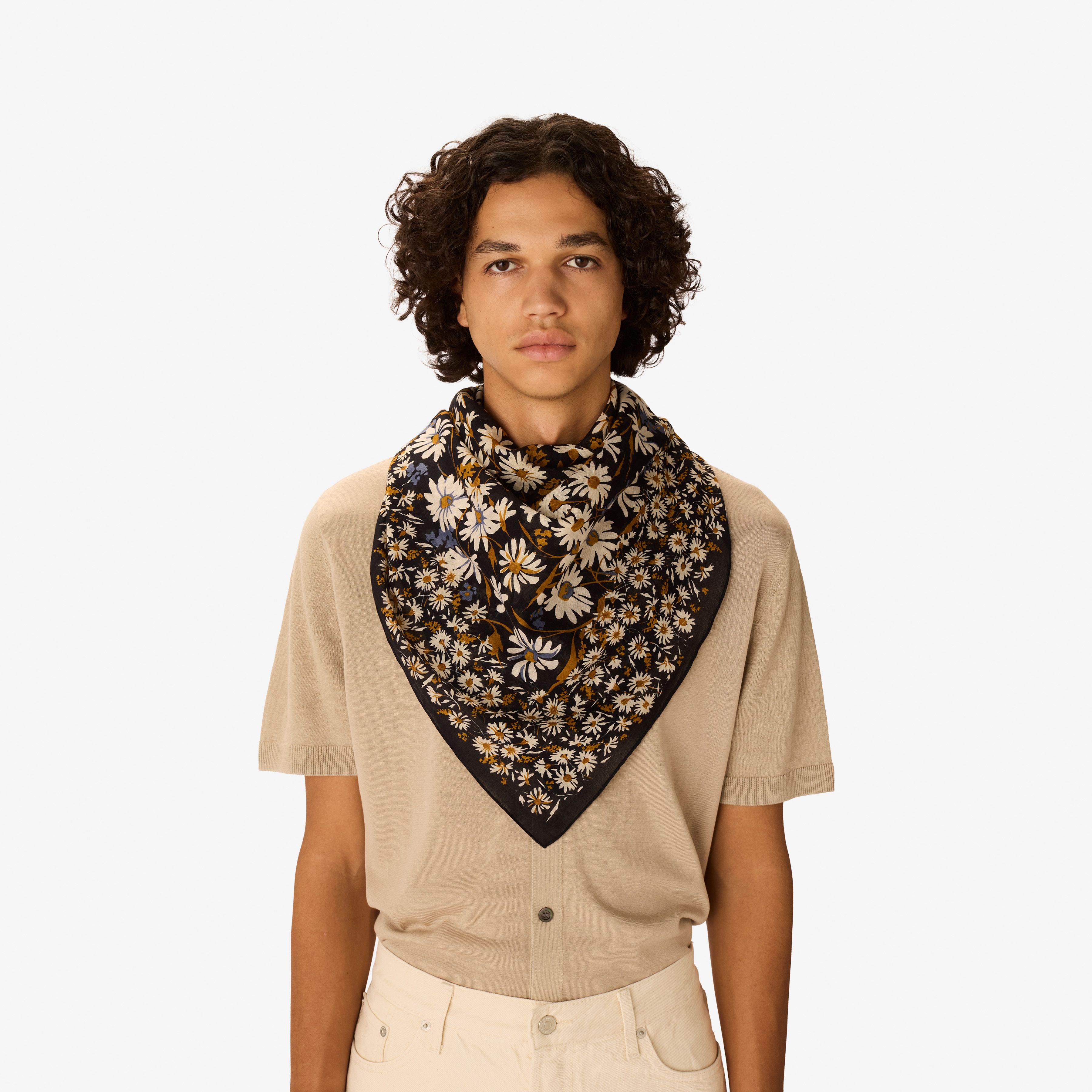 Square 100 - Faust - Black
