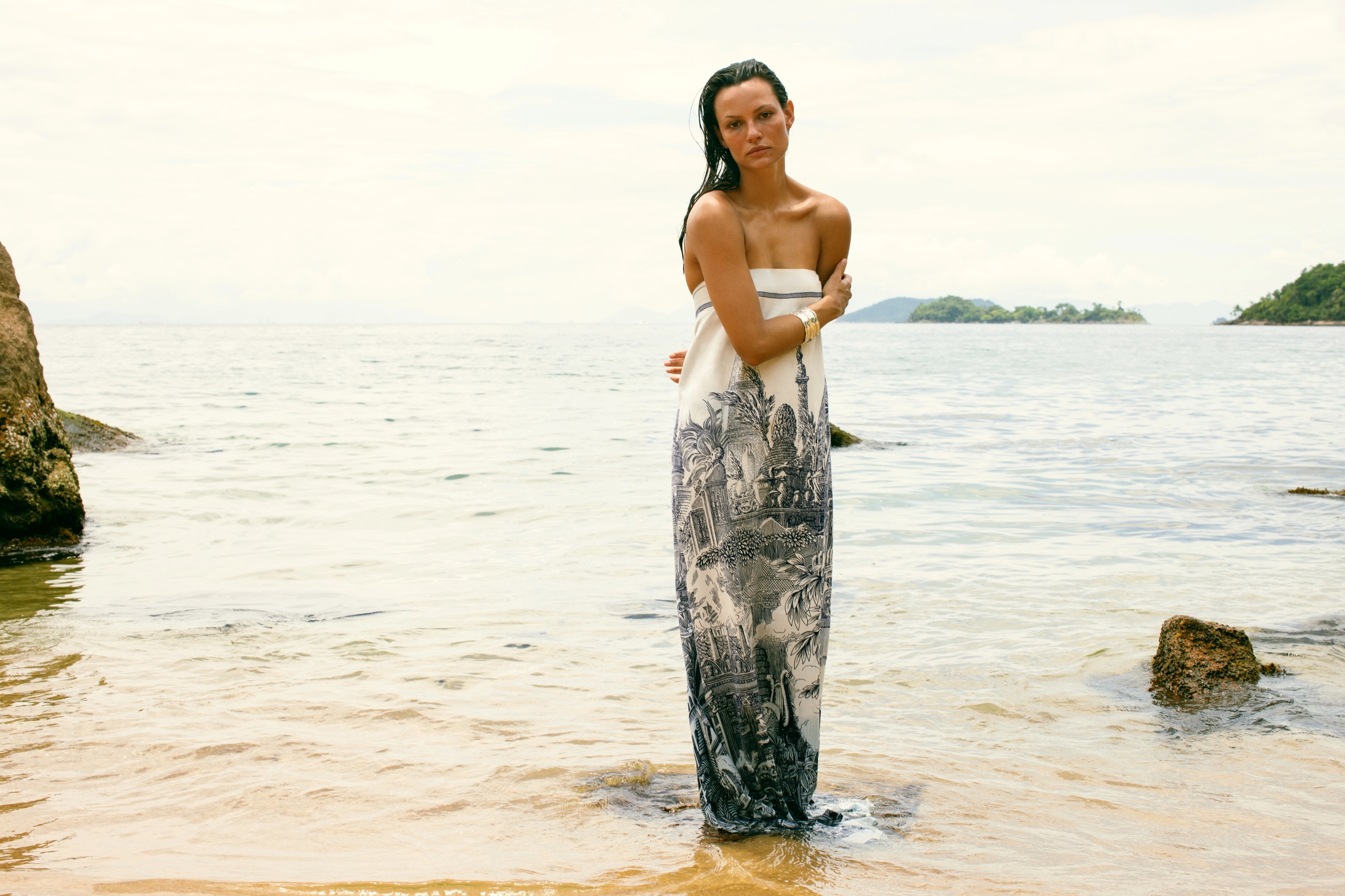 Fouta: Definition, Origins, Uses, and Style