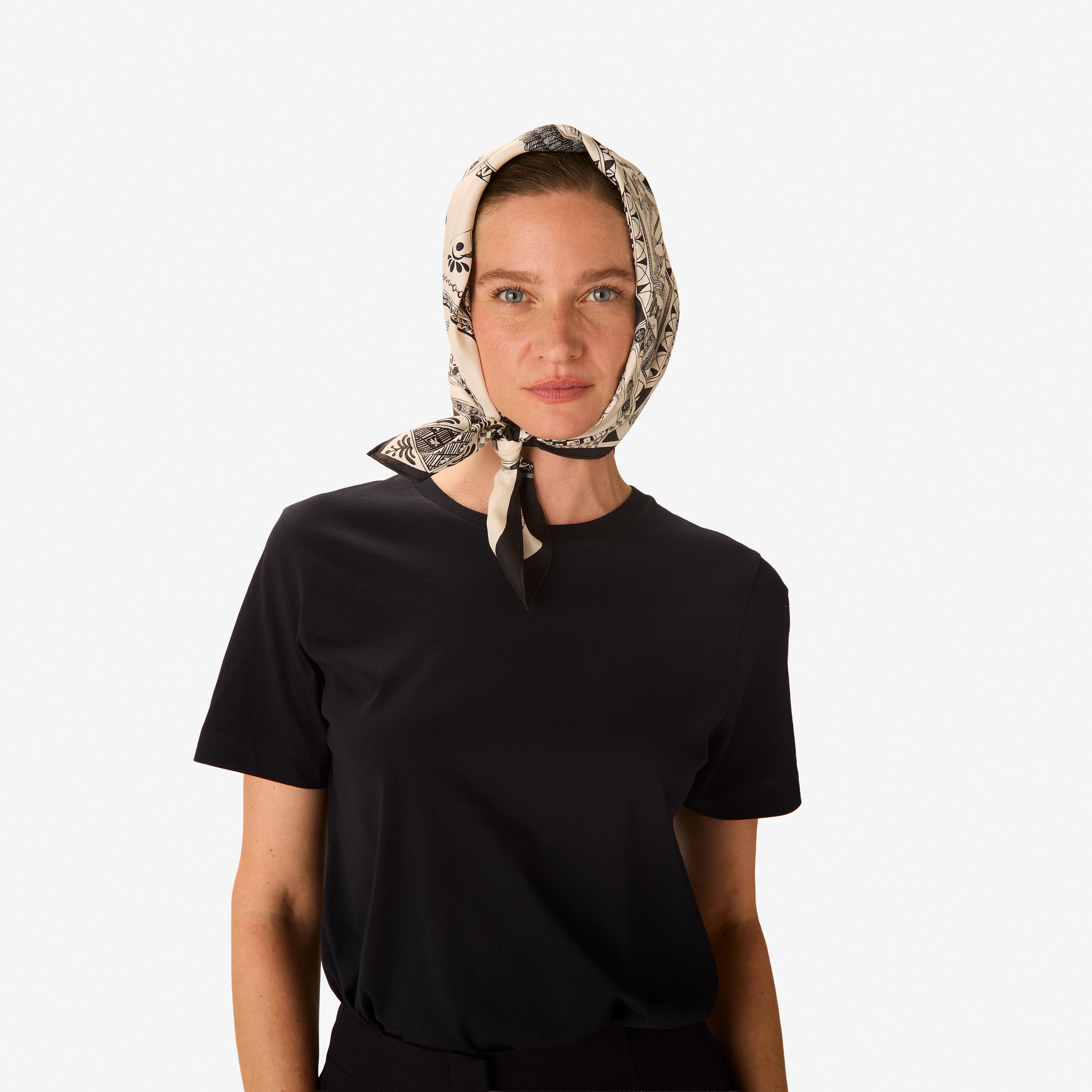 Square 65 - Barocco - Black